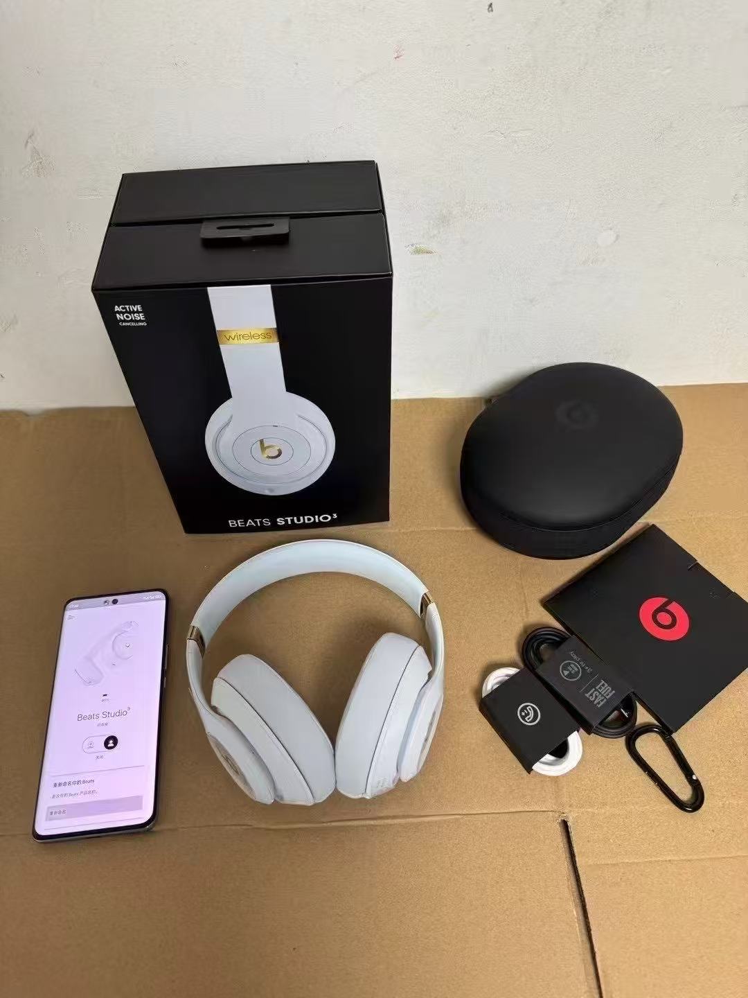 Beats Studio 3 – Wireless Headphones Refurbished Like New (4 Colors)
