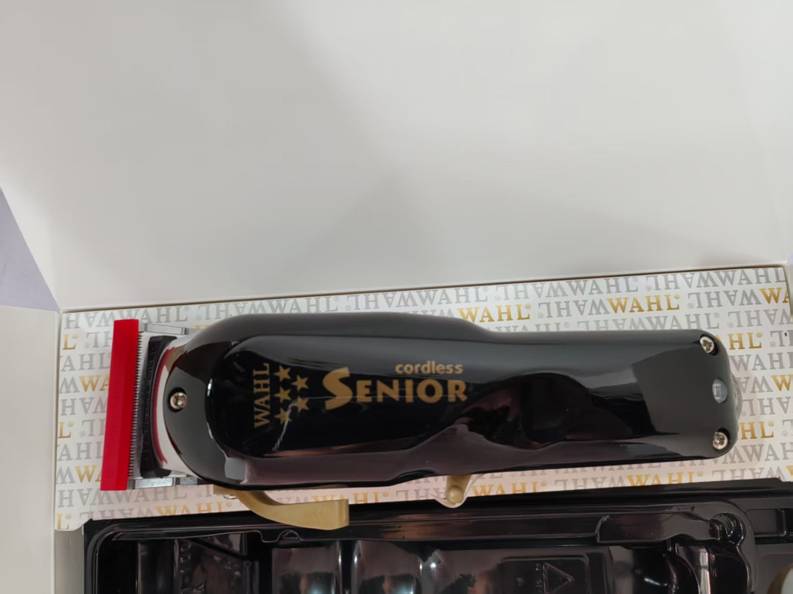 WAHL Senior – Professional Hair Clipper Refurbished Like New
