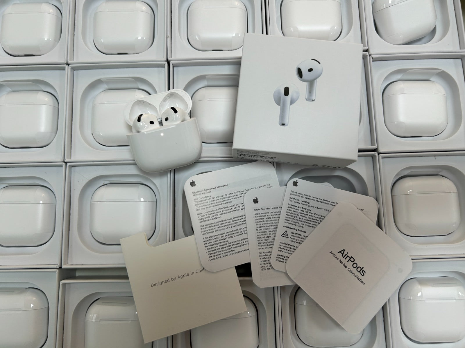 Apple AirPods 4 with Active Noise Cancellation – Refurbished Like New