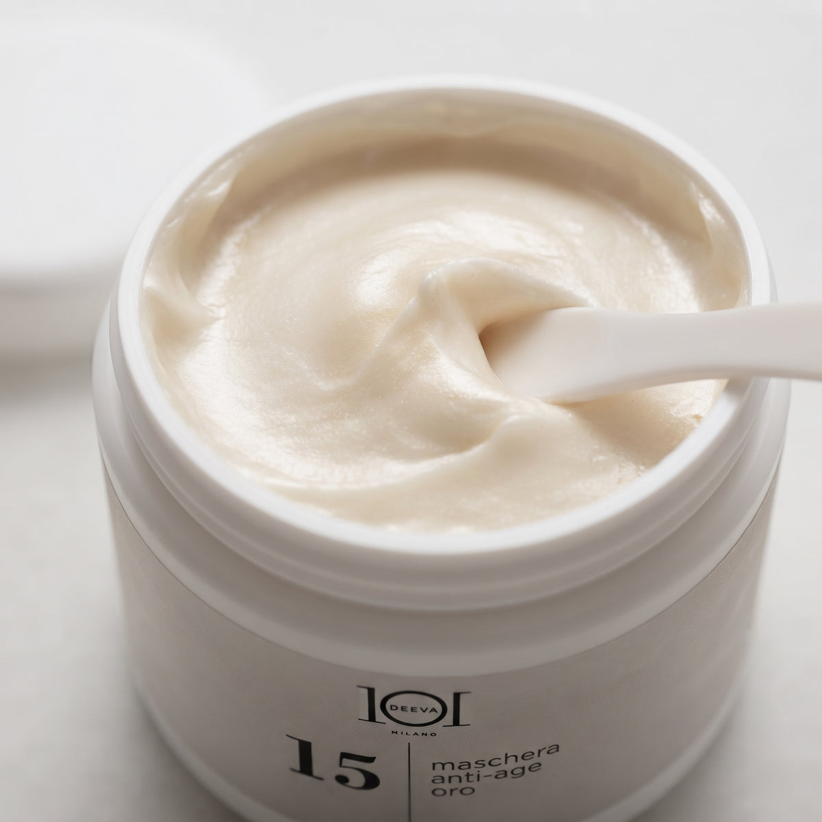 101 Cosmetica Gold Anti-Age Face Mask for Skin Lacking Tone and Elasticity Made in Italy – Hi-Tech Line 500 ml