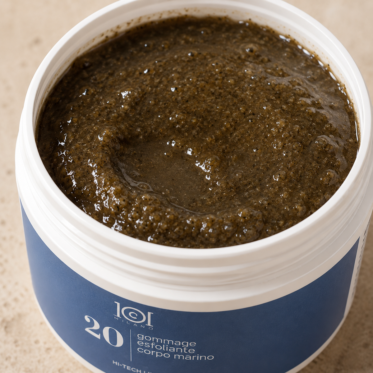 101 Cosmetica Marine Algae Exfoliating Body Gommage for Draining and Remineralising Care Made in Italy – Hi-Tech Line 500 ml