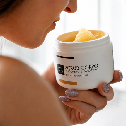 101 Cosmetica Sugar and Mandarin Body Scrub Exfoliating Hydrating Treatment Made in Italy New Body Line 250 ml