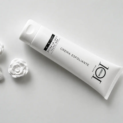 101 Deeva Crema Esfoliante Viso 150ml – Made in Italy